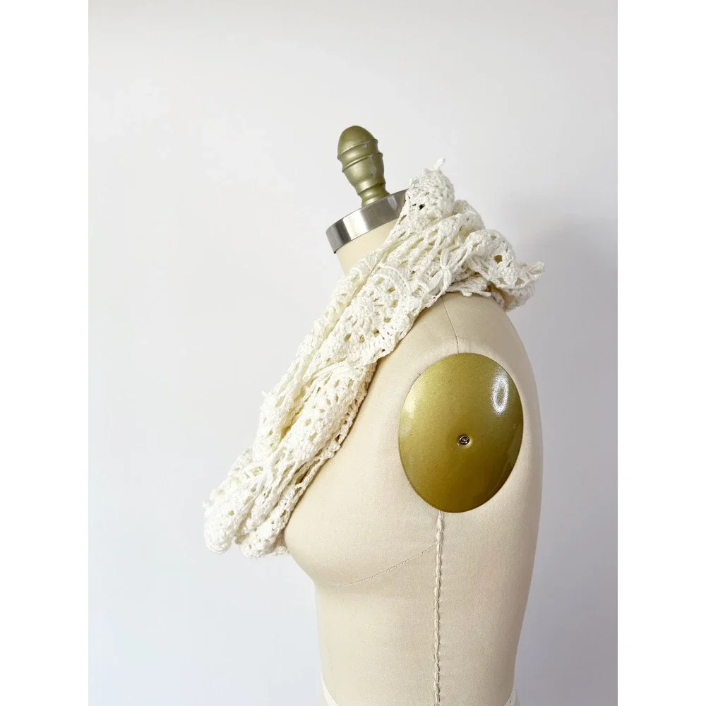 Unbranded crochet infinity
